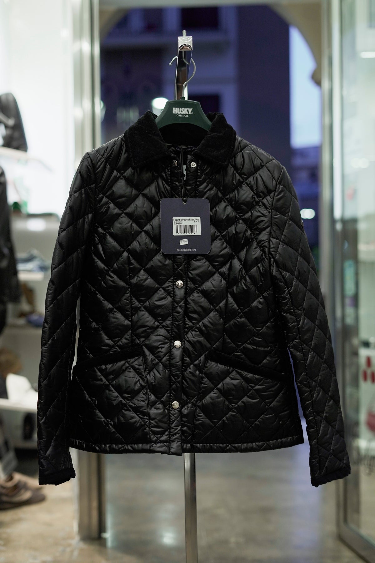 Husky Elizabeth C002 Black - foto reale