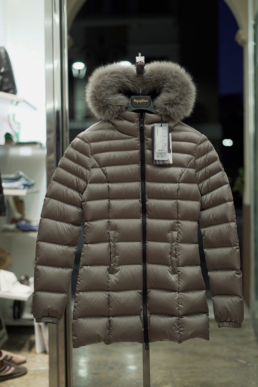 RefrigiWear Long Mead Fur Jacket W56118 - foto reale