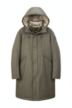 Blauer Faywood parka uomo khaki – vista frontale sfondo bianco